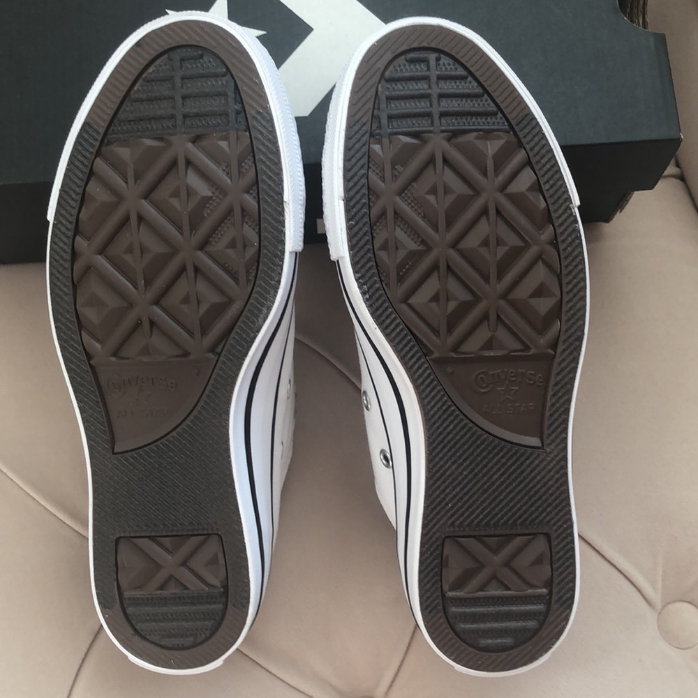 Converse Chuck Taylor All Star Laceless (uni-sex) Size 6 (NWT) - Picture 9 of 13